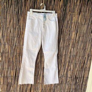 LOFT Frayed High Rise Kick Crop Jeans Frayed in True White - Size 27/4 - NWT